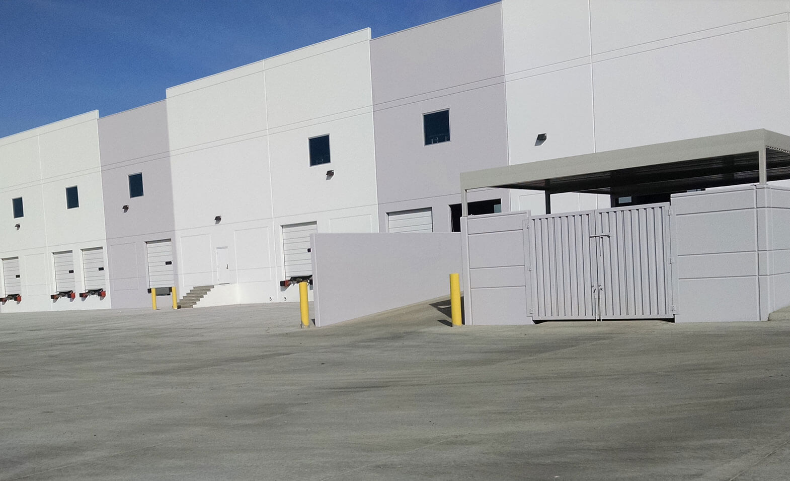 6040 Bandini Boulevard, Commerce